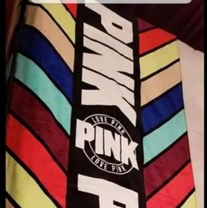 Set of 3 VS PINK beach towels NWOT